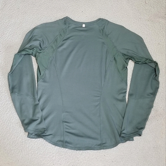 NikeFit Dry Stretchy Fitted Sage Green Vented  Base Layer Top- Nike+ Size Small - Picture 7 of 11